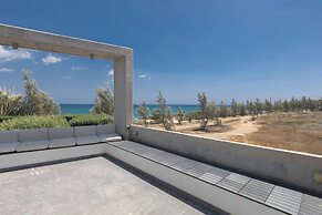 Protaras Holiday Villa El34 - Seafront Villa