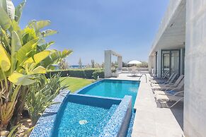 Protaras Holiday Villa El34 - Seafront Villa