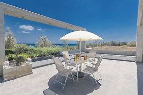 Protaras Holiday Villa El34 - Seafront Villa