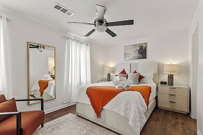Day Dreamer Minutes to Stadium With Fire pit and Parking