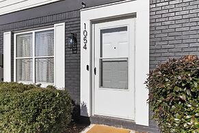 Day Dreamer Minutes to Stadium With Fire pit and Parking