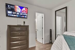 Day Dreamer Minutes to Stadium With Fire pit and Parking