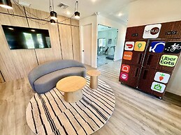 The Hub 3b Close to Disney Gameroom