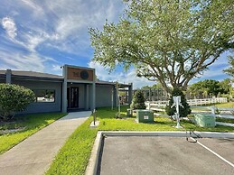 The Hub 3b Close to Disney Gameroom