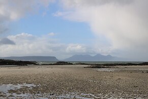 Cuillin View House