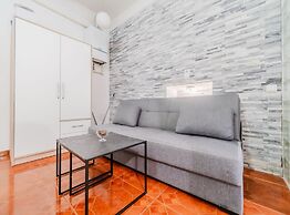 Urban Nest Apartment