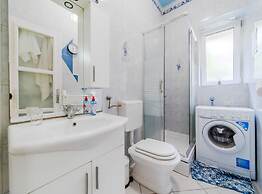 Urban Nest Apartment