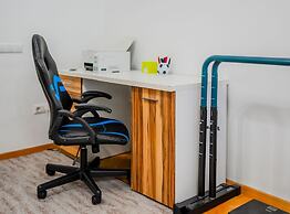 Urban Nest Apartment