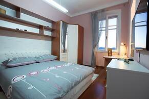 Charming Apartment in Zadar With City Views