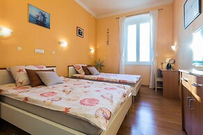 Charming Apartment in Zadar With City Views