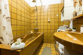 Charming Apartment in Zadar With City Views