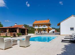 Peaceful Murvica Villa Pool, Garden, and Modern Comfort