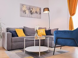 Zadar Urban Seaside Apartment