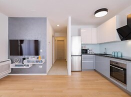 Zadar Urban Seaside Apartment