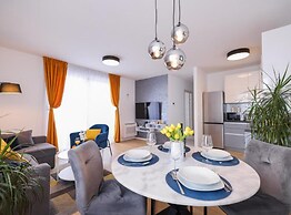 Zadar Urban Seaside Apartment