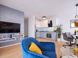 Zadar Urban Seaside Apartment