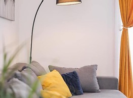 Zadar Urban Seaside Apartment