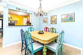 Fun First Floor Condo With Pool hot tub gym and Tennis Courts