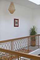 Riad Larbi Khalis