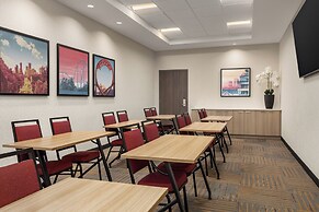 Home2 Suites By Hilton Vaughan Toronto On