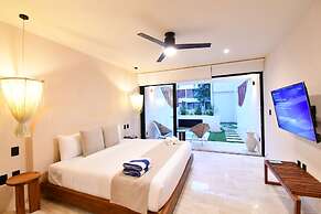 Loch Tulum by The Spot Rentals