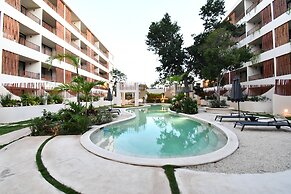 Loch Tulum by The Spot Rentals