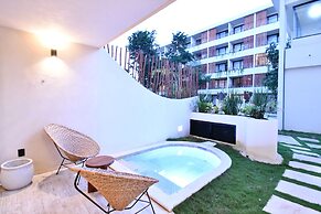 Loch Tulum by The Spot Rentals