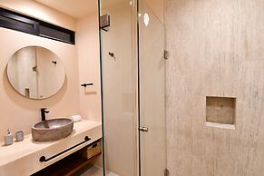 Loch Tulum by The Spot Rentals