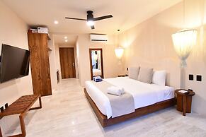 Loch Tulum by The Spot Rentals