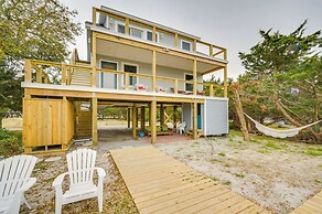 Waterfront Getaway w/ Dock & Views in Ocracoke!