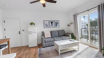 Rise Suites Oceanside