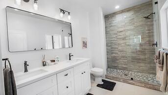 Rise Suites Oceanside