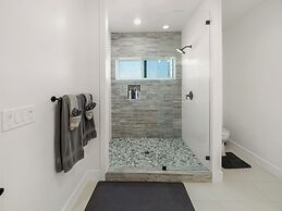 Rise Suites Oceanside