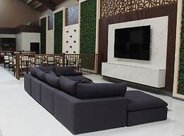 Hangar Inn Tijuana
