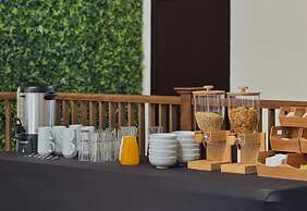 Hangar Inn Tijuana