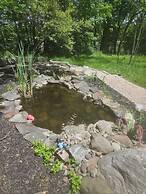 Rustic Modern Cabin w Hot Tub 1 5 hrs From NYC