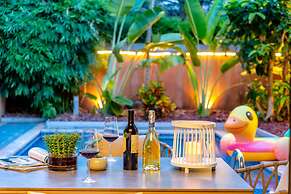 Fuwan Haitao Meishu Lingshui Haitang Bay