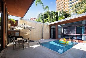 Fuwan Haitao Meishu Lingshui Haitang Bay