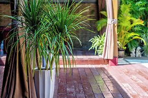 Fuwan Haitao Meishu Lingshui Haitang Bay