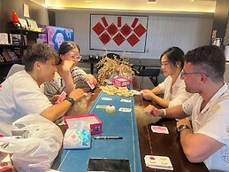 Guilin Yangshuo Emoji Youth Hostel-West Street Li River Yulong River V