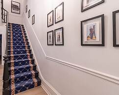 Glamorous Lux Studio - Unit 7