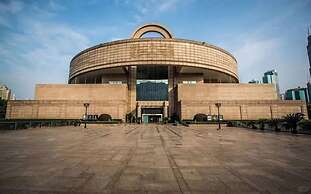 Tyms 2BR Apt Near ITC Xujiahui Line1 11