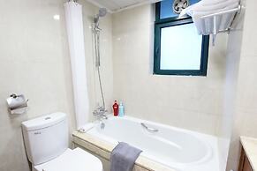 Tyms 2BR Apt Near ITC Xujiahui Line1 11