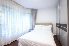 Tyms 2BR Apt Near ITC Xujiahui Line1 11