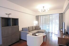 Tyms 2BR Apt Near ITC Xujiahui Line1 11