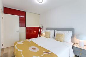 Tyms 2BR Apt Near ITC Xujiahui Line1 11