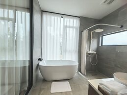 Chunqiu Banshan Leisure Resort