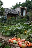 Chunqiu Banshan Leisure Resort