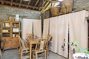 Chunqiu Banshan Leisure Resort