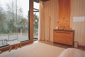 Chunqiu Banshan Leisure Resort